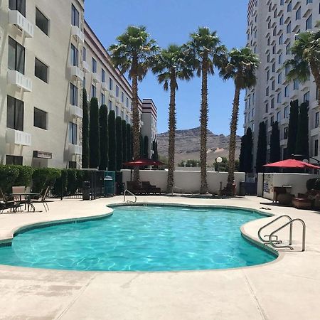 Ramada By Wyndham Terrible'S Hotel & Casino Jean Bagian luar foto