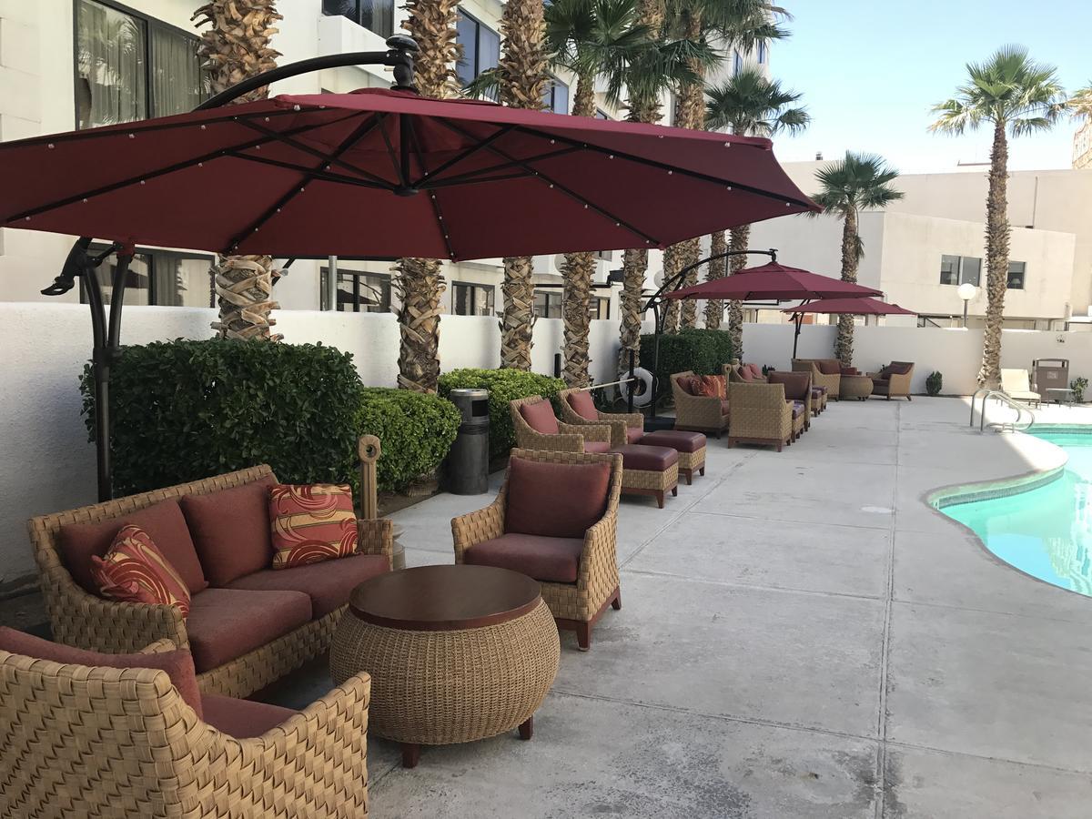 Ramada By Wyndham Terrible'S Hotel & Casino Jean Bagian luar foto