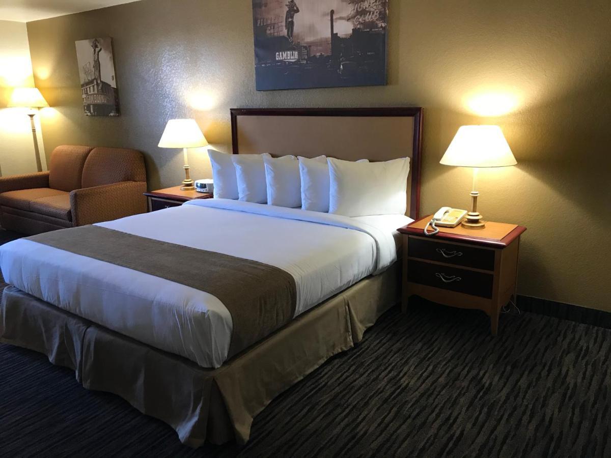 Ramada By Wyndham Terrible'S Hotel & Casino Jean Bagian luar foto